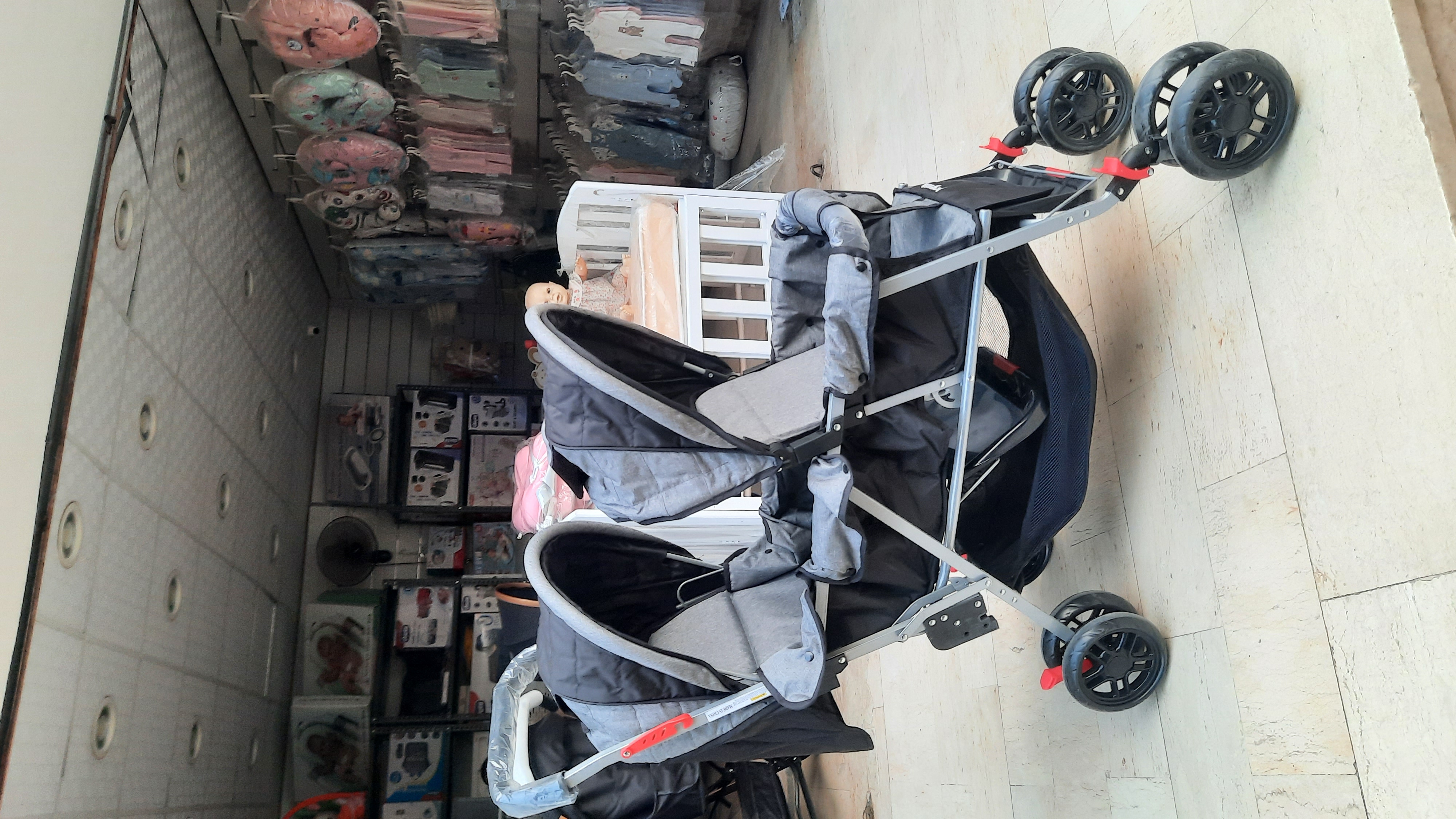 سترولر توأم